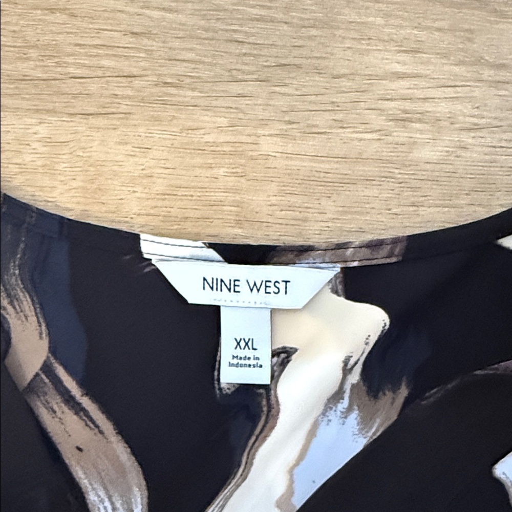 Nine West Black and Gold Abstract Blouse - Picture 2 of 5